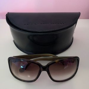 Marc by Marc Jacobs MMJ 021/P/S Polarized Sunglasses Black Gray Marc By Marc Jacobs MMJ 021/P/S Polarized Sunglasses- Pre  main image 3